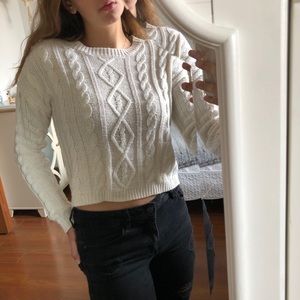 Cableknit sweater